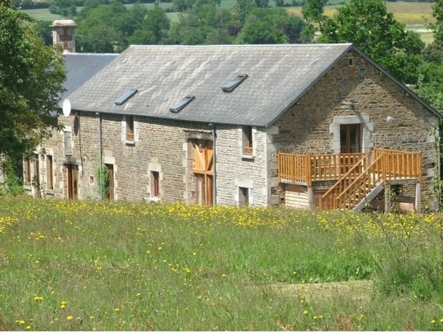 Farmhouse With 3 & 4 Bedroom Gites - 2
