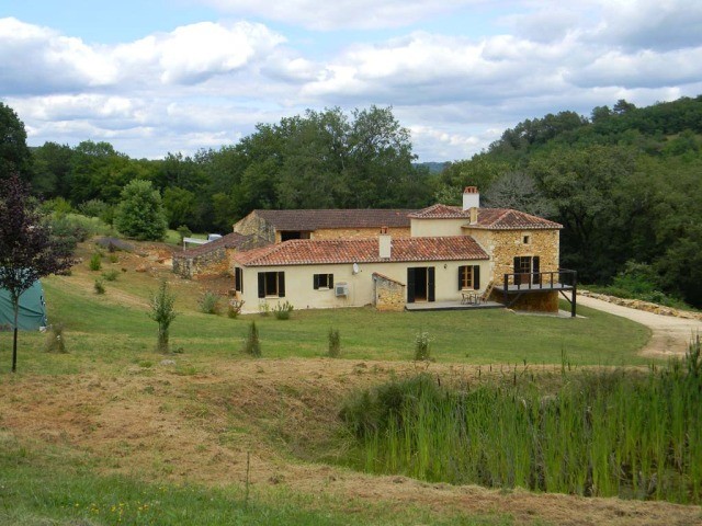 Restored Farmhouse With Swimming Pool..