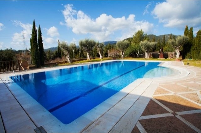 Fantastic Recently Refurbished Finca..