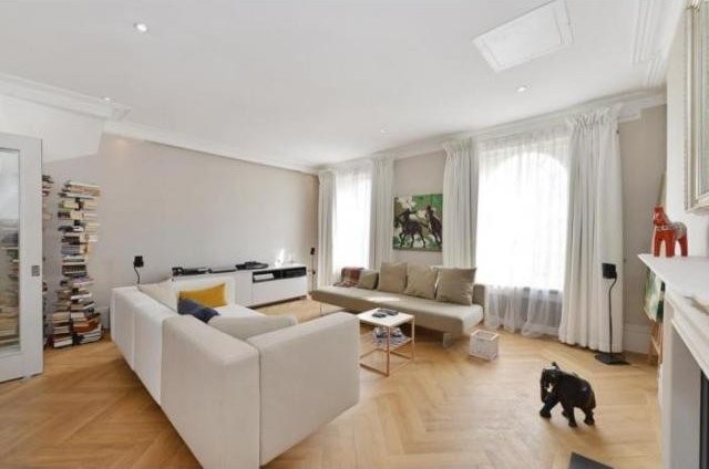 3 Bedrooms - Duplex - London - For Sale