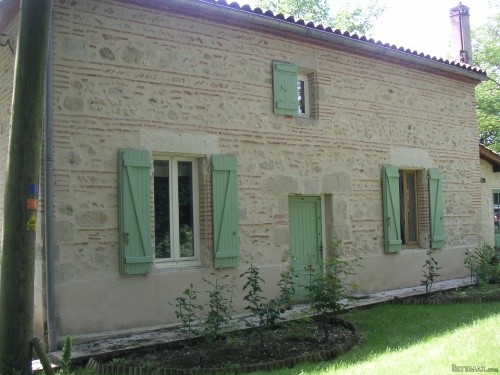 Beautiful, large country house with 4..