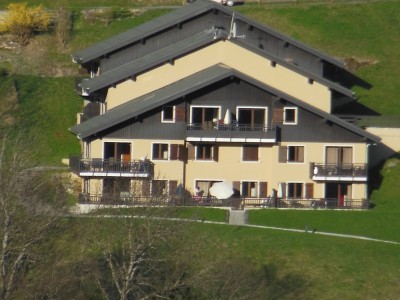 Lock up and leave 2 bedroom ski..