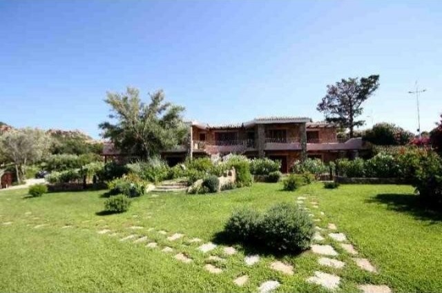 1 Bedroom - Apartment - For Sale