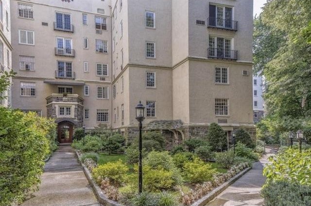 1 bedroom Co-op For Sale: Bronxville..