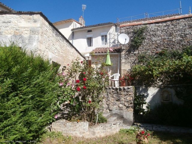 Unique Town House With Large Terrace..