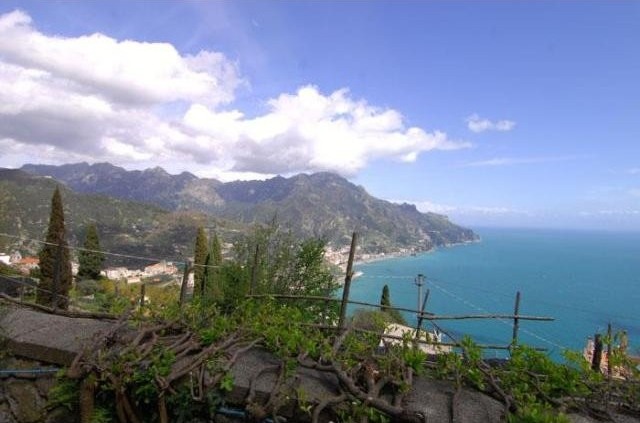 6 bedroom House For Sale: Naples.. - 2