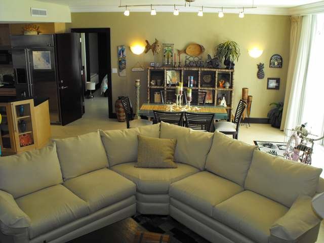 Apartment/townhouse - If it's a home.. - 2