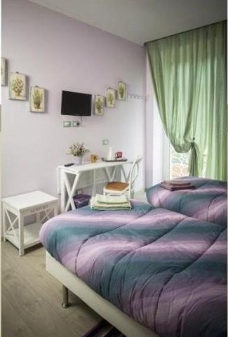 4 Bedrooms - Apartment - For Sale