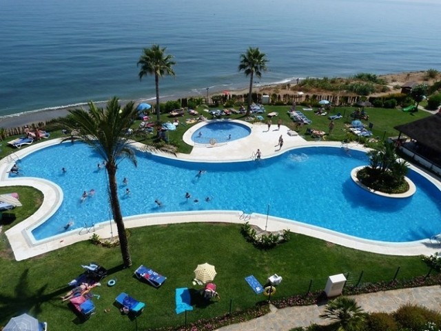 APARTMENT FOR SALE IN CALAHONDA - 2