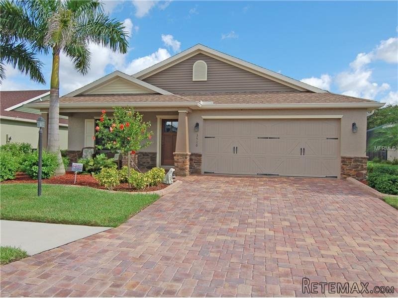 3 bedroom House For Sale: 3516 72nd Dr..