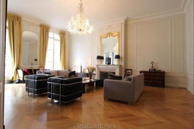 2 bedroom Flat For Sale: 75007 PARIS