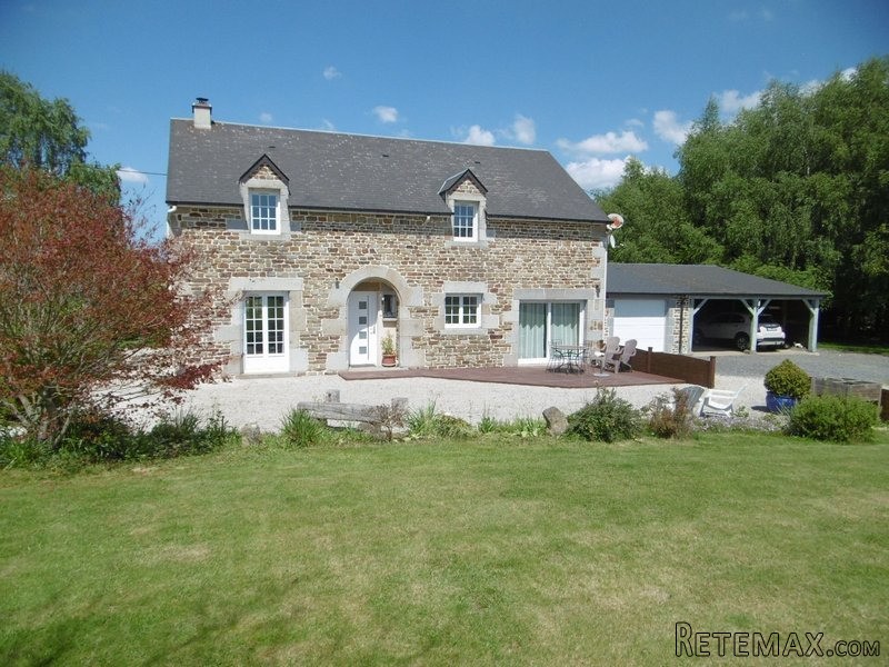 Detached House with Landscaped Gardens