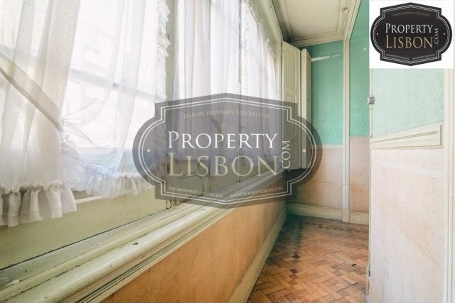 9 Bedroom Lisbon Apartment for Sale in..
