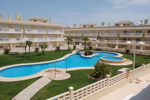 2 Bed Luxury Maisonette