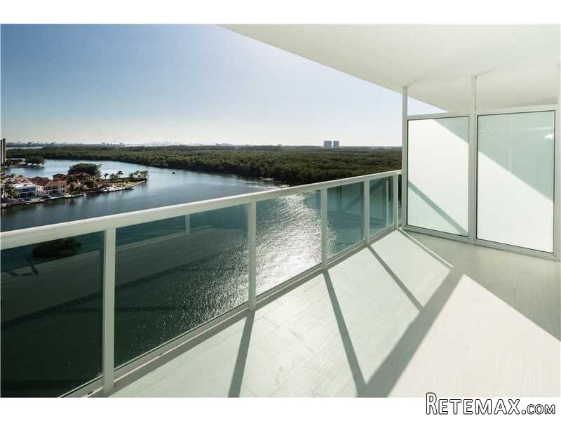 3 bedroom Flat For Sale: 400 Sunny.. - 2