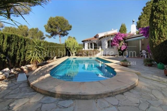 Haus in typisch mediterranem Stil mit..