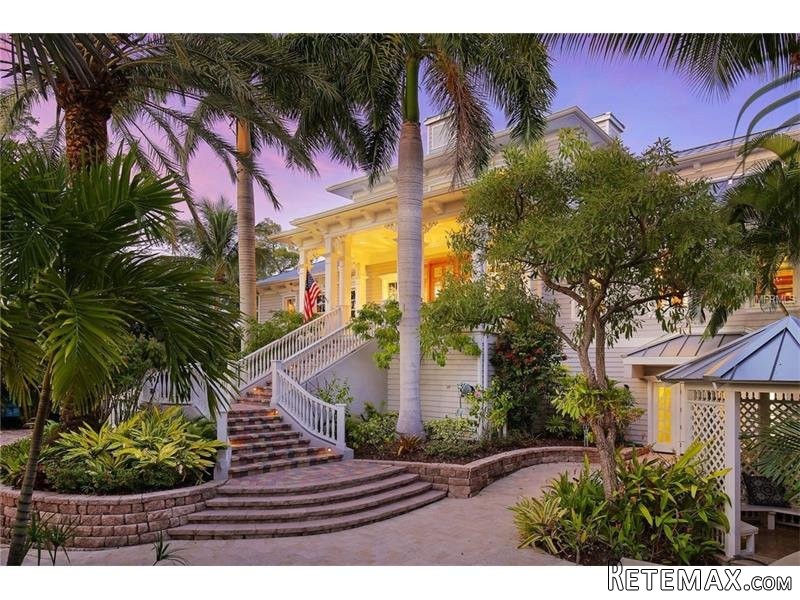 3 bedroom House For Sale: 96 N.. - 2