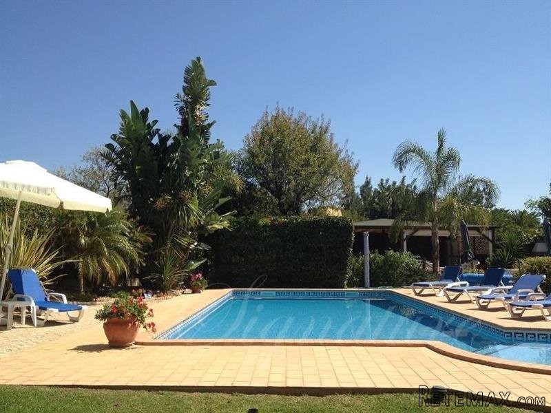 7 bedroom Apartment For Sale: Faro..