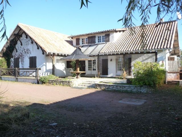Perfect Farmhouse Stlye Beautiful House