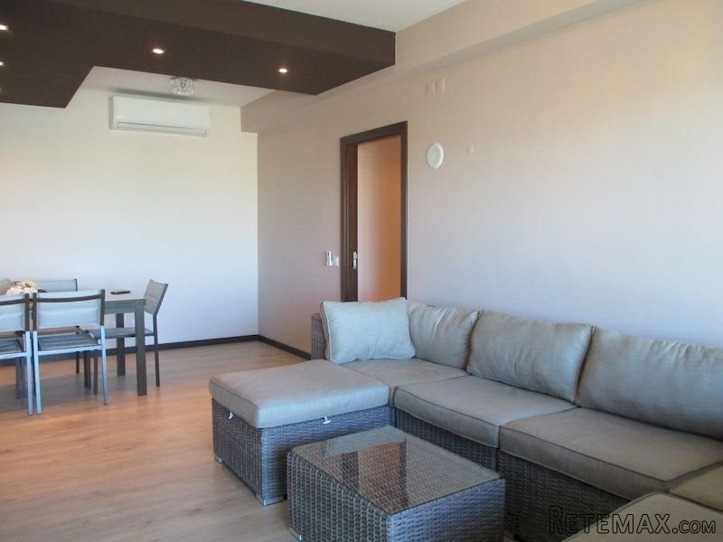 Buy Apartments T4 em Faro , Faro..