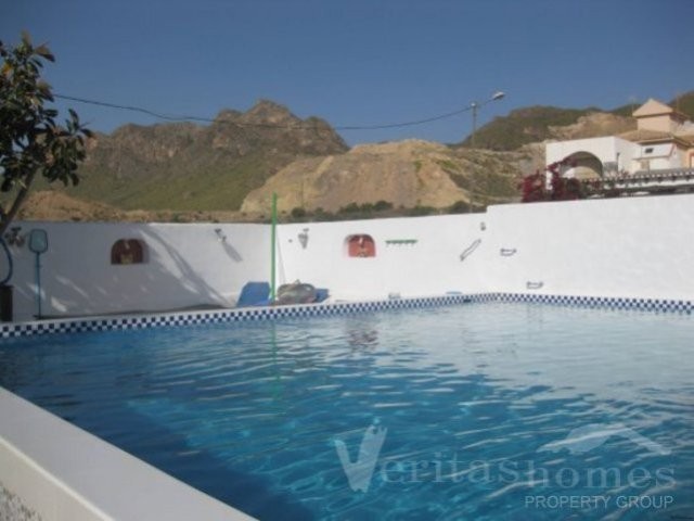 Ref: 1478 - Cortijo/Finca for Sale in.. - 2