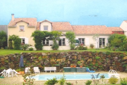Beautiful modern property set in the..