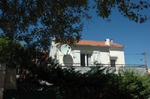 House In A Sought After Coastal Village