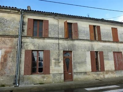 4 Bedrooms - House - Poitou-Charentes -..