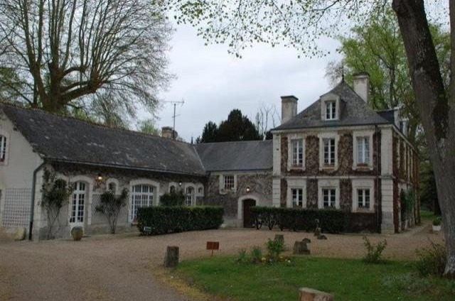 12 bedroom Manor House For Sale: 37400.. - 2