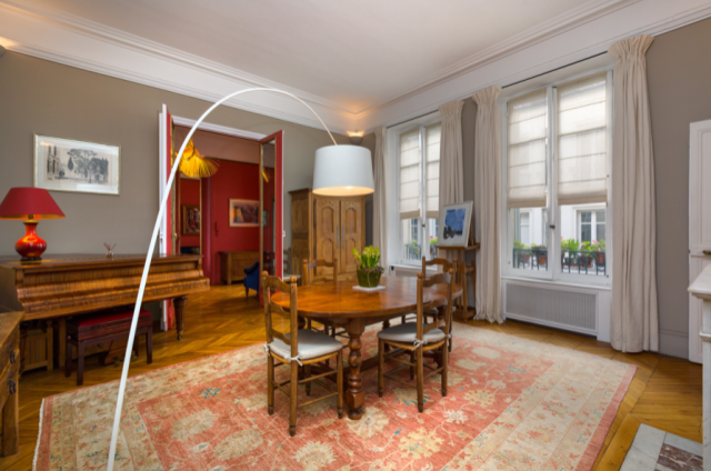 An impressive 3 bed apartment, with.. - 2