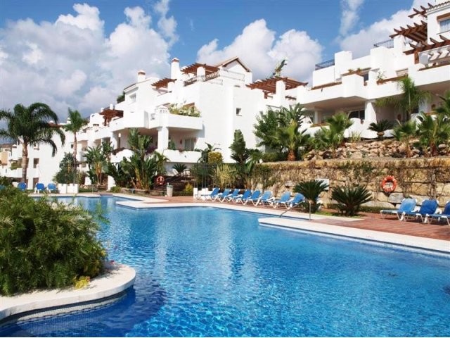 APARTMENT FOR SALE IN ALOHA - 2