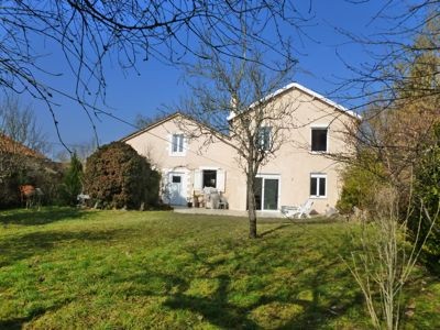 Renovated Detached Property With 2nd To.. - 2