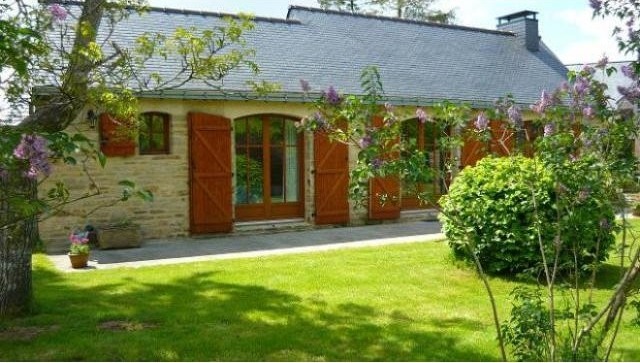 Elegant House With Guest Gite - 2