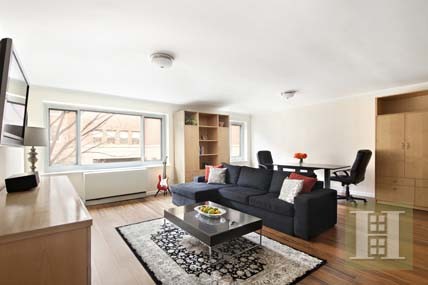 2 bedroom Apartment For Sale: 100 WEST..