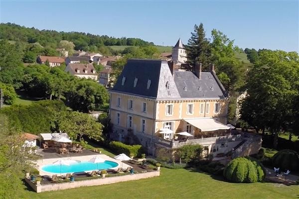 Fabulous Chateau and Guest Cottages -..