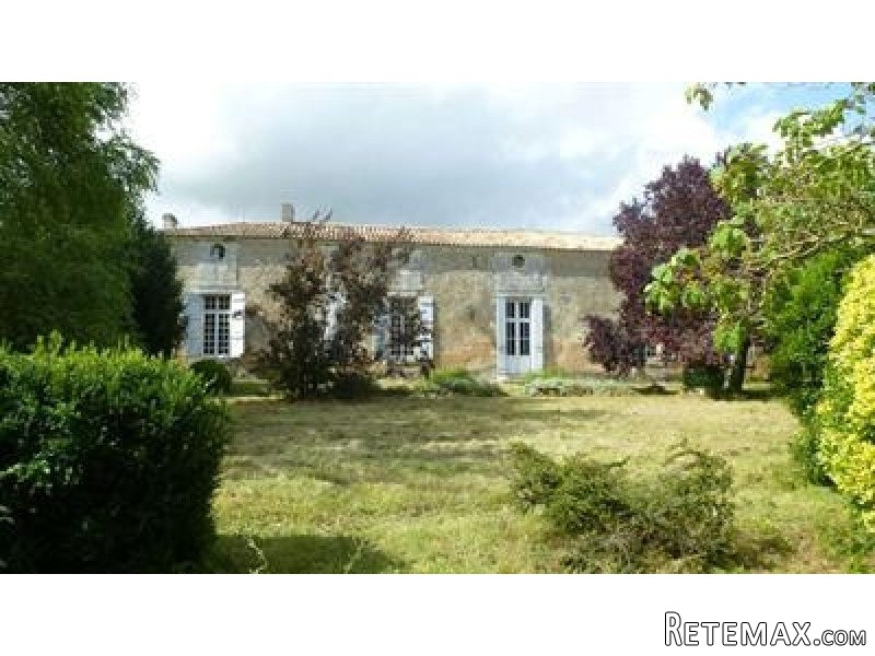2 Bedrooms - House - Poitou-Charentes..