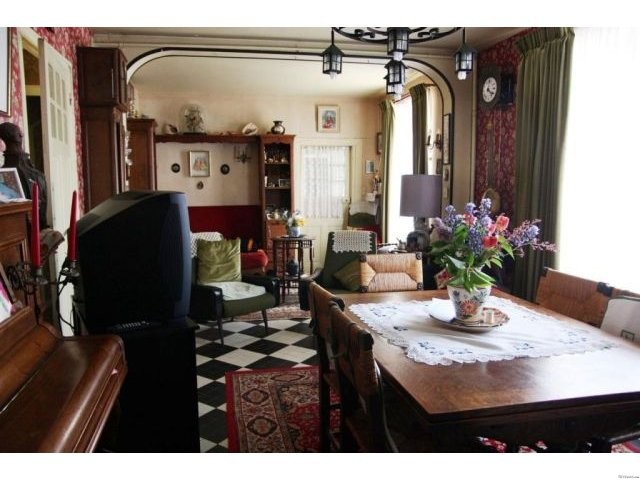 Delightfully French House - 2