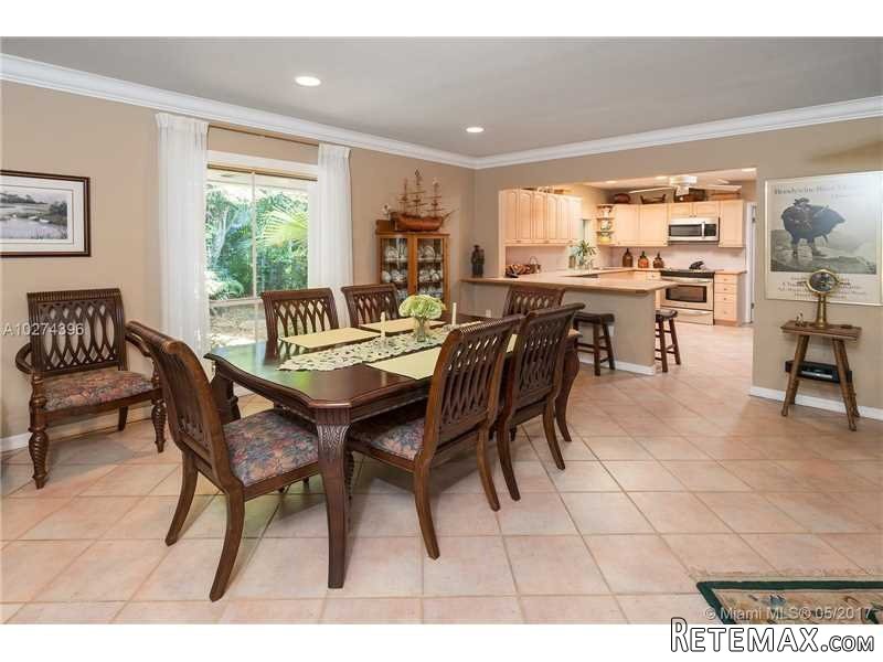 4 bedroom House For Sale: 16921 SW 80th.. - 2