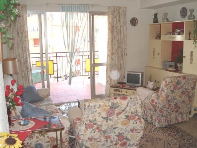 3 Bed Apartment for sale in Fuengirola