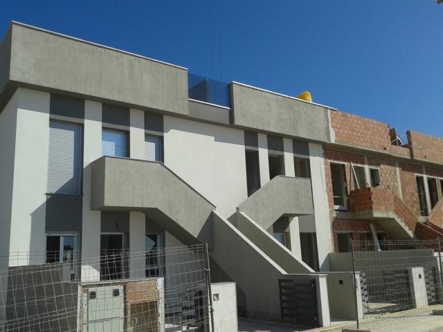 New 3 bed 2 bath town house 700 meters..
