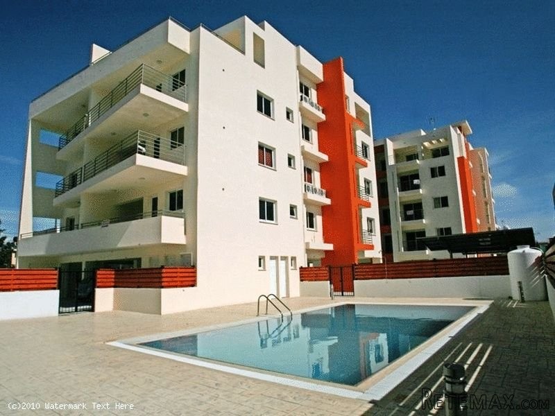 2 Bedrooms - Apartment - Larnaca - For..