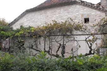 Pretty Stone Built Village House.. - 2