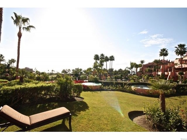 2 Bedrooms - Apartment - Malaga - Resale