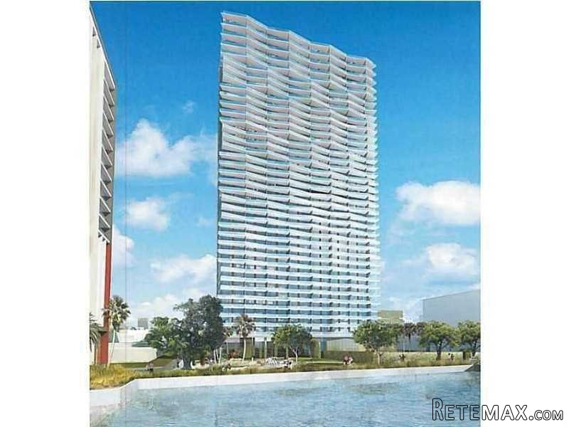 2 bedroom Flat For Sale: 460 NE 28 #..