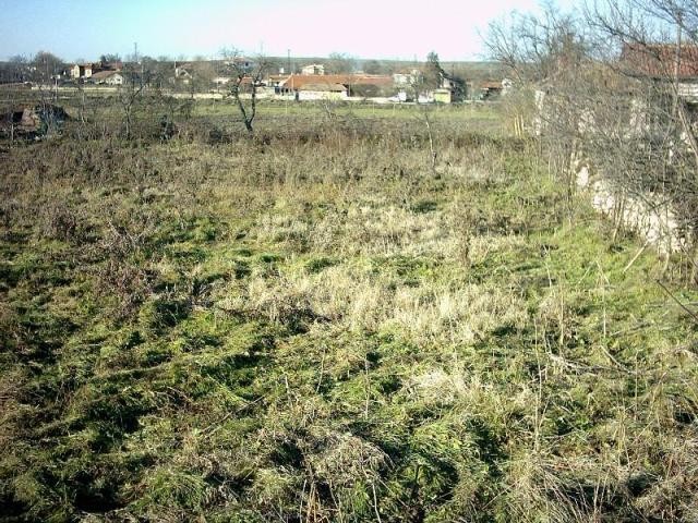 Building plot of 1000 m2 for sale near..