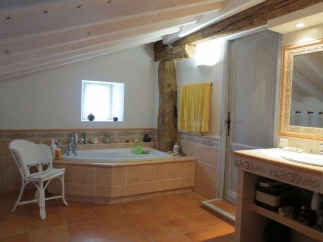 5 Bed Barn Conversion Near St Emilion - 2