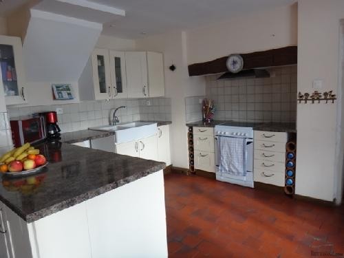 3 Bedroom Detached House For Sale - 2