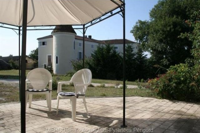 9 bedroom Castle For Sale: 47000.. - 2