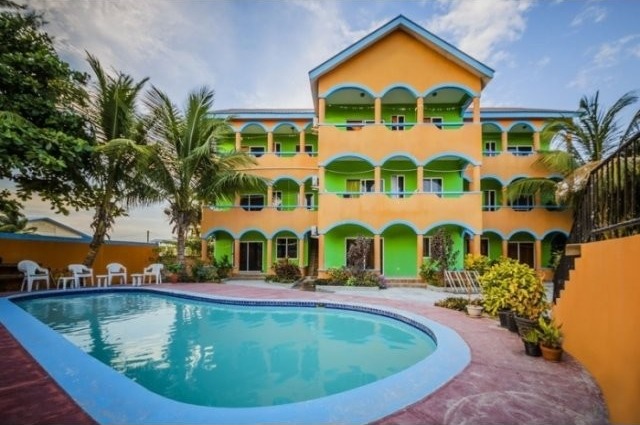 Apartment Complex Near Town Center