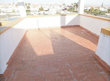 A 2 BED BUNGALOW WITH SOLARIUM - 2